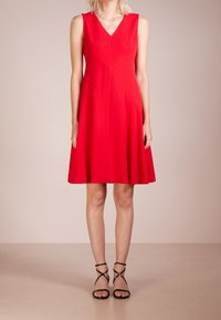 DKNY Sukienka koktajlowa