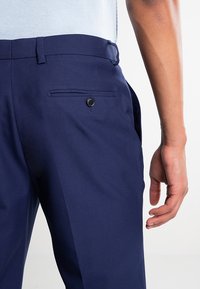 Next SUIT TROUSERS SLIM FIT - Nadrágok - dark blue