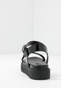 ONLY SHOES ONLMALU CHUNKY  - Platåsandaletter - black