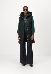 Barbour International GREYSON PUFFER GILET - Vestă - black