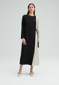 Touché Privé CONTRAST COLORED - Vestido informal - black