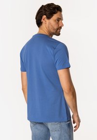 Lee Cooper - T-shirt z nadrukiem