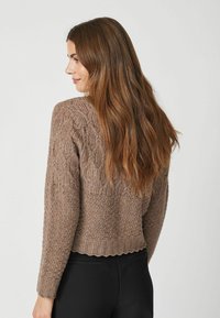 Co'couture POINTELLECC - Strickjacke - walnut