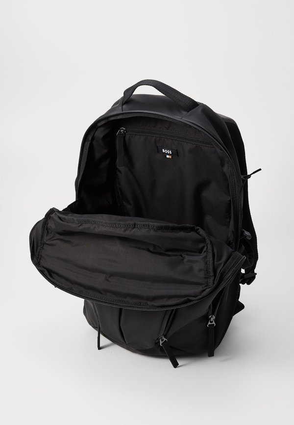 STORMY BACKPACK - Rucksack4