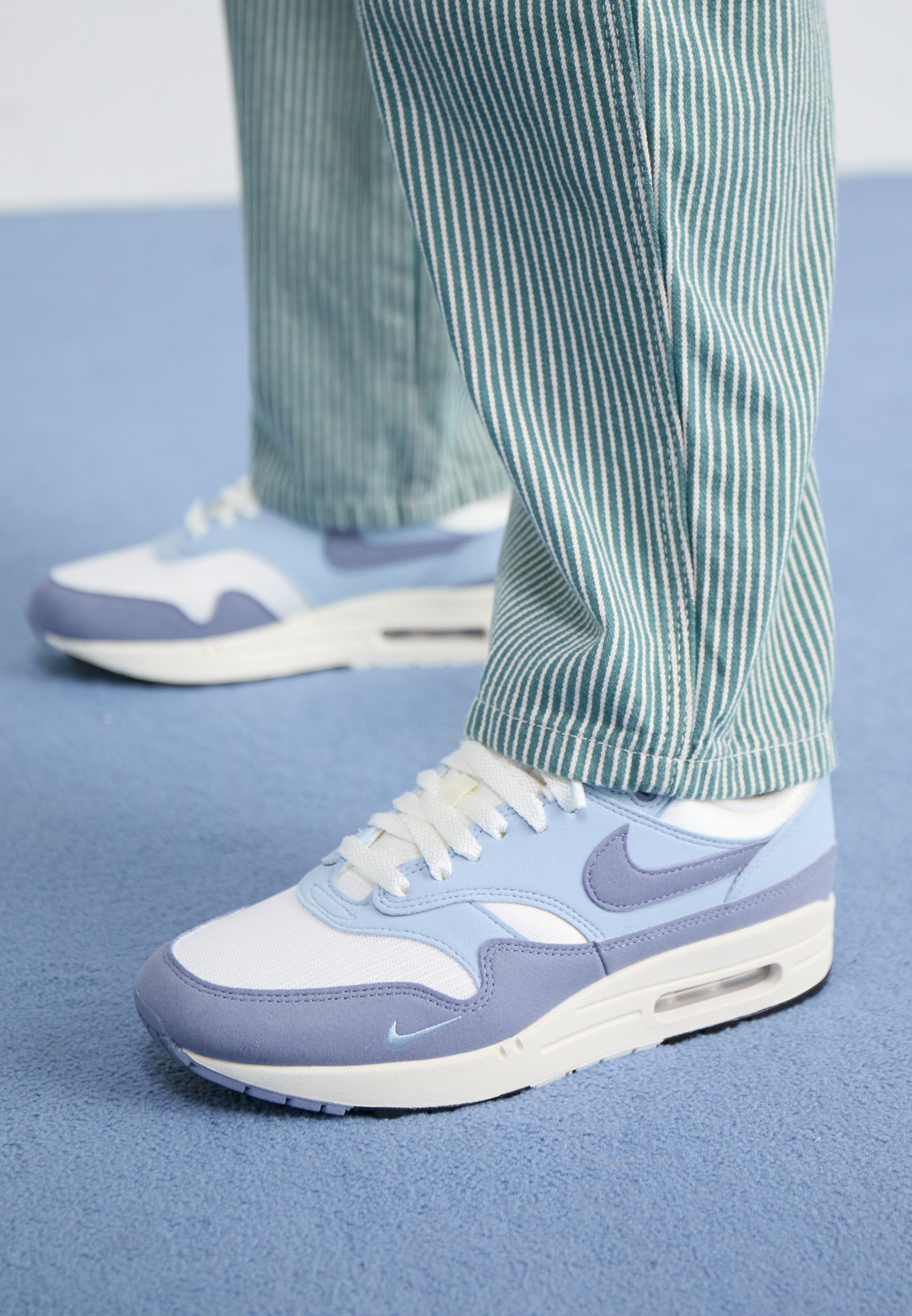 ◆正規品◆NIKE AIR MAX 1 '87 TXT LIGHT ARMORY BLUE(W)◆人気 Nike Women's Air Max 1 '87 Textile 