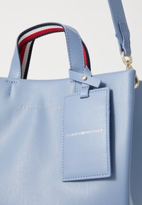Tommy Hilfiger ESTABLISHED - Handbag - brisk blue