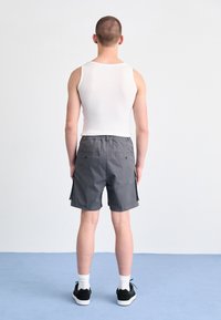 Carhartt WIP BALTO  - Pantaloni scurți - graphite