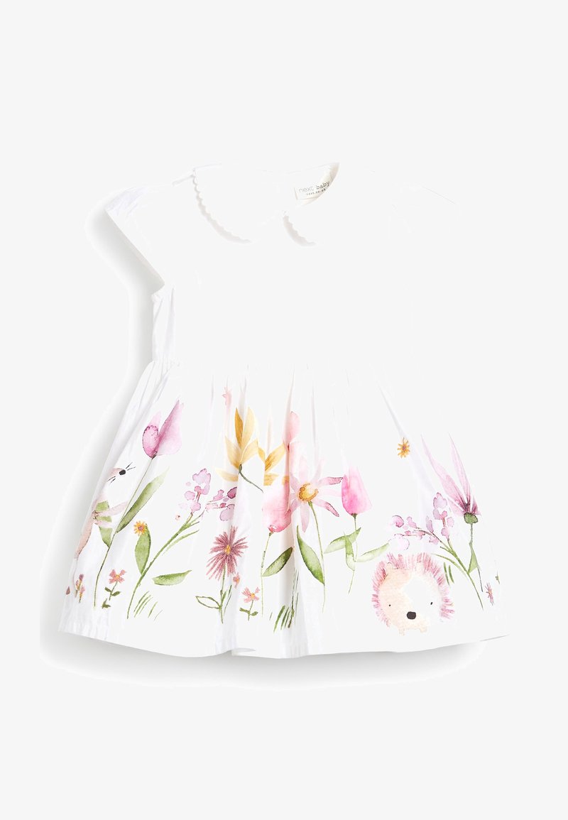 Weißes Baumwollkleid mit einem gezackten Kragen, kurzen schwingenden Ärmeln und einem Aquarelldruck mit Blumen und Igeln entlang des Saums.