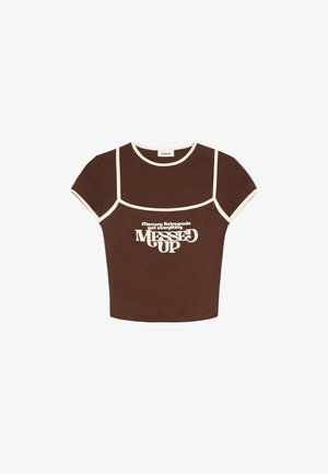 Bershka, DOUBLE SHORT SLEEVE WITH CONTRAST PRINT - T-SHIRT - T-shirt imprimé - brown
