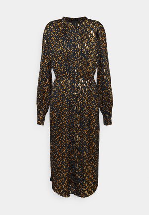 Černé midi šaty s dlouhým rukávem, s lesklým vzorem nepravidelných oranžových a zlatých teček a páskem ze stejné látky v pase.