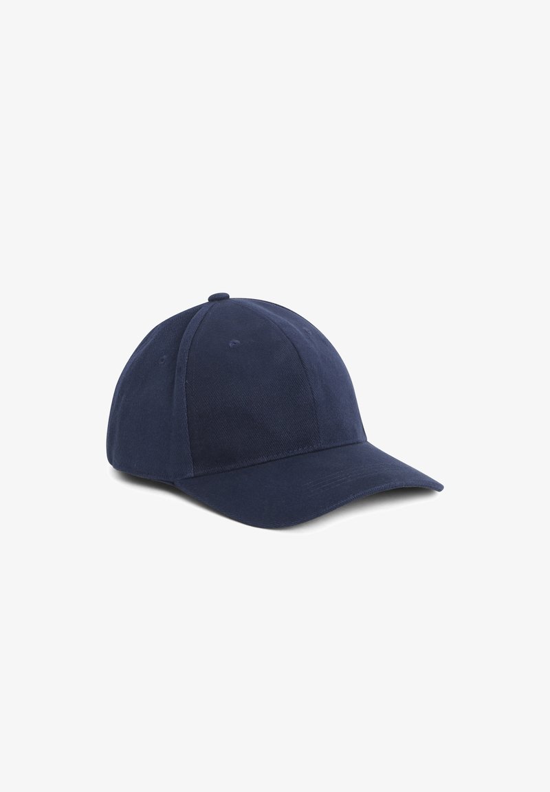 Casquette de baseball bleu marine en tissu doux, avec une visière incurvée, un design à six panneaux et des œillets de ventilation. Texture lisse, sans logo.