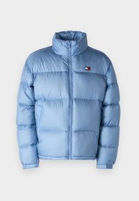 Unselected, colorado blue
