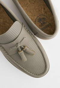 Next EMBOSSED TASSEL LOAFERS - Mokkasiner - grey