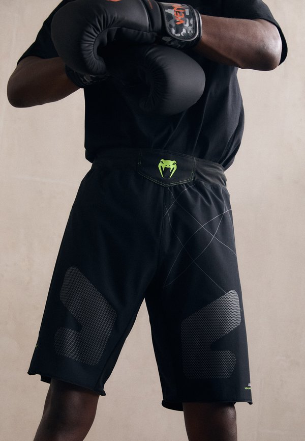 TRAINING CAMP 4.0 FIGHTSHORTS - Kurze Sporthose