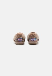 Skechers TOO COZY - Chaussons - multicolor