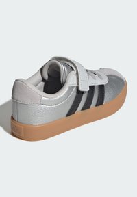 adidas Sportswear VL COURT 3.0 EL C - Baby shoes - silver metallic   core black   light solid grey