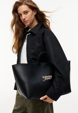 Tommy Jeans, MUST - Veľká kabelka - black