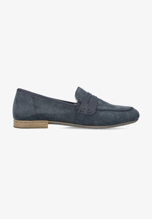 Dunkelblaue Wildleder-Loafers mit einem niedrigen Holzabsatz, ausgestattet mit einem Kreuzschaft-Design und genähten Details entlang der Kanten.