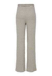 Bredde benbukser laget av et ribbet, lett stoff med alternerende svarte og kremhvite striper. Elastisk midjebånd og flytende silhuett.