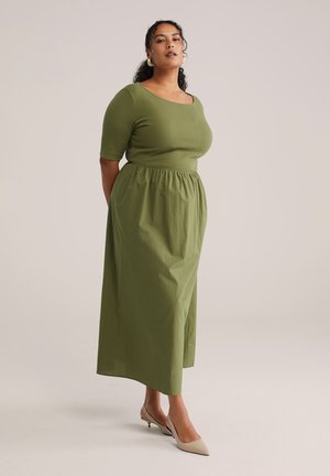 CURVE - Maxi šaty - olive green