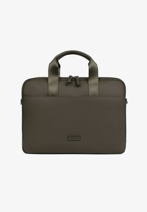 Olivgrüne Laptop-Tasche aus strukturiertem Nylon, mit zwei oberen Griffen, einem Reißverschluss und einem kleinen Logo-Schild auf der Vorderseite.