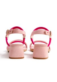 Lloyd HOCHWERTIGE - Sandalen - fuchsia