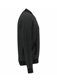 Cardigan nero con tessuto texturizzato, colletto a coste, tasche laterali e design aderente. Il tessuto presenta un motivo sottile.