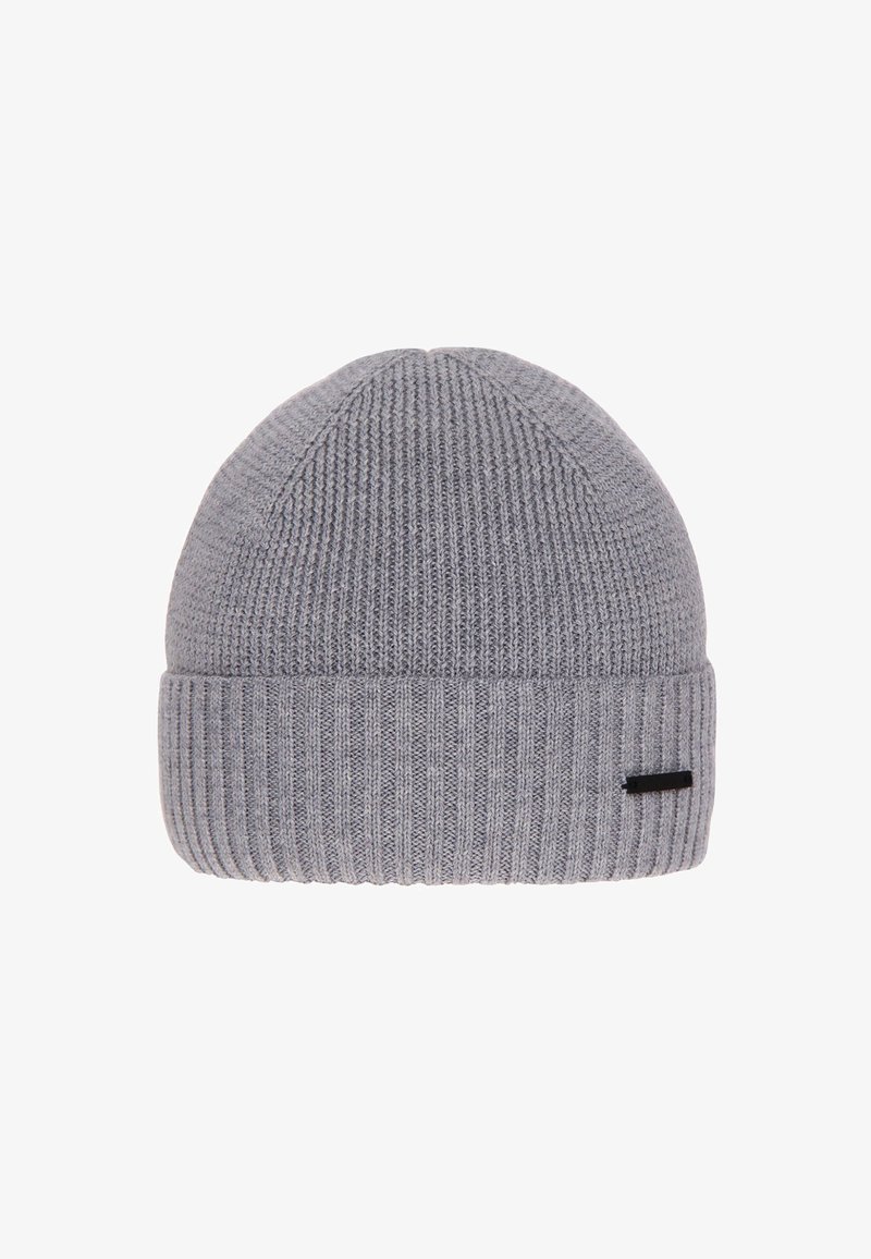 Graue gestrickte Mütze mit einem umgeschlagenen, gerippten Bündchen, die eine glatte Textur aufweist und an der Seite ein kleines schwarzes Etikett trägt. Geeignet für kaltes Wetter.