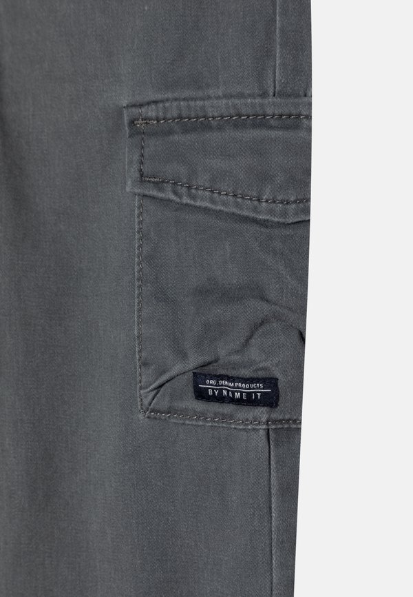 BEN - Cargo trousers3