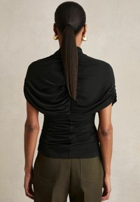Reiss REGULAR FIT - ZURI STRETCH DRAPED - Triko s potiskem - black
