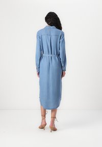 Thumbnail Image 4