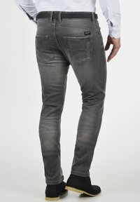 INDICODE JEANS IDALDERSGATE - Slim fit -farkut - light grey