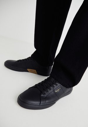 Sneakers laag - black