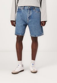 Weekday - SPACE RELAXED  - Denim shorts - blue Thumbnail Image 1