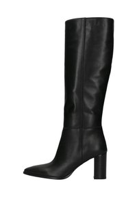 Bottes en cuir noir montant jusqu'au genou, avec un bout pointu et un talon bloc épais, présentant une texture lisse et un design minimaliste.