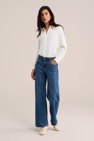 WE Fashion, WE FASHION - Skjortebluser - white