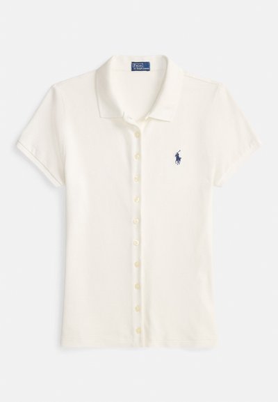 Polo de algodão off-white com mangas curtas, gola e pala de botões. Apresenta um pequeno logótipo azul-marinho no peito.