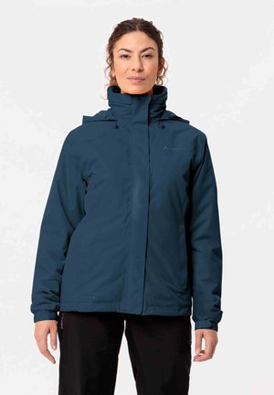 Dunkelblaue wasserdichte Jacke mit hohem Kragen, verstellbare Kapuze und zwei Vorderaschen mit glatter Textur.