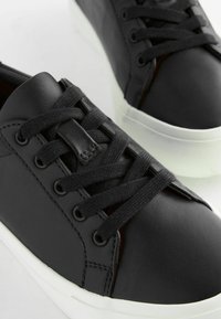 Next Sneaker low - black