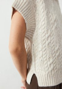 Anna Field Džemperis - mottled light grey