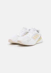 adidas Performance Chaussures de running sur route - white