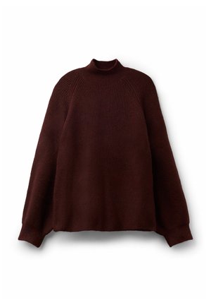 Sweat-shirt côtelé en tricot brun foncé avec des manches longues et un col rond haut, posé à plat sur un fond blanc.