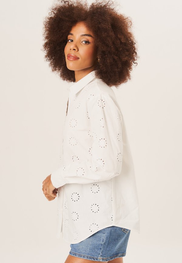 EMBROIDERED LONG SLEEVES  - Button-down blouse3