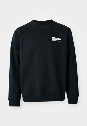 Schwarzer Sweater mit geripptem Halsausschnitt und Bündchen. Mit weißem Logo "Dickies Workwear Company" auf der oberen linken Brust. Weicher Stoff.