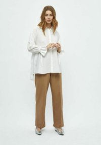 PEPPERCORN PCORINNA - Blus - gardenia