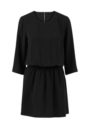 Robe noire longueur genou avec manches trois-quarts, encolure ronde, taille élastique et fermeture éclair au dos.