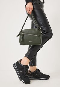 Tamaris Sneakers - black