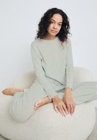 Hunkemöller Komplet pidžame - green