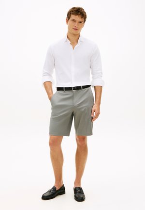 BROOKLYN  - Shorts - hydrogen grey