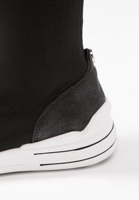 TOM TAILOR DENIM Botas mosqueteras - black